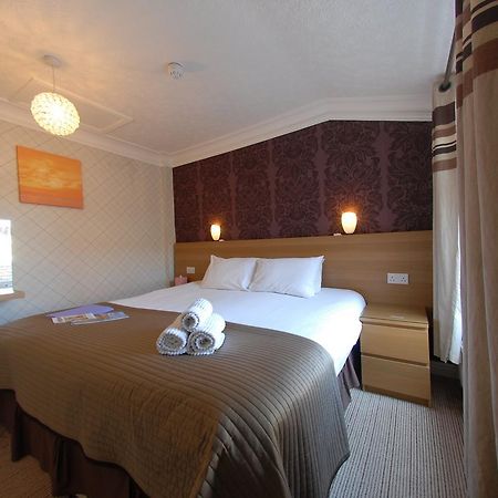 וויטבי Chiltern Guest House מראה חיצוני תמונה