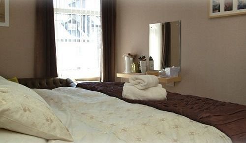 וויטבי Chiltern Guest House מראה חיצוני תמונה
