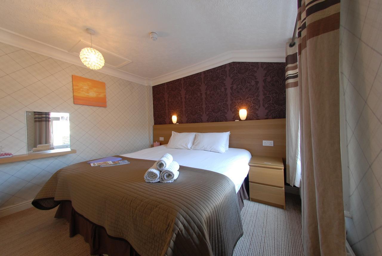 וויטבי Chiltern Guest House מראה חיצוני תמונה
