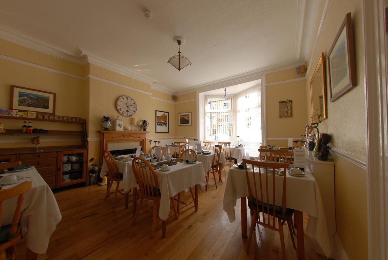 וויטבי Chiltern Guest House מראה חיצוני תמונה